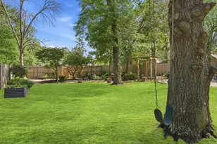 7 Deer Lake Ct, The Woodlands, TX 77381 - Photo 35