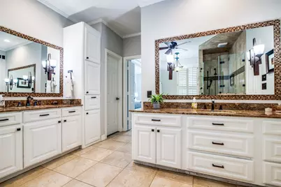 7 Deer Lake Court, The Woodlands, TX 77381 - Photo 9