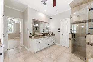 7 Deer Lake Ct, The Woodlands, TX 77381 - Photo 21