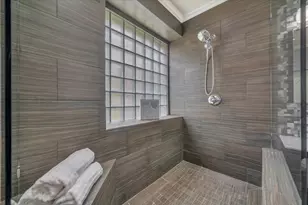 146 Bayou Bend Dr, League City, TX 77573 - Photo 17