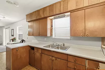 12214 Hillcroft Avenue, Houston, TX 77035 - Photo 9