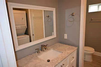 510 Glen Cove Street #4, Kemah, TX 77573 - Photo 9