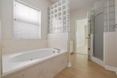 8022 Duffield Lane, Houston, TX 77071 - Photo 5