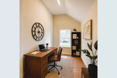 2647 Lake Kolbe Lane, Houston, TX 77080 - Photo 13