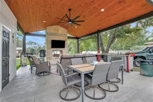 10677 Fm 2432 Rd, Conroe, TX 77303 - Photo 7