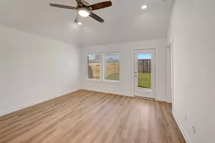 633 Falling Cave Dr, Willis, TX 77378 - Photo 23