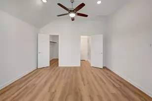 633 Falling Cave Dr, Willis, TX 77378 - Photo 33