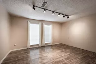 412 Kentucky St, Liberty, TX 77575 - Photo 11