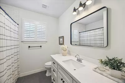 1329 Richelieu Lane, Houston, TX 77018 - Photo 23