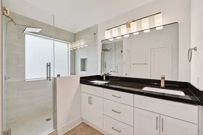 1834 Kessler Park Court, Houston, TX 77047 - Photo 25