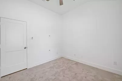 1834 Kessler Park Court, Houston, TX 77047 - Photo 35