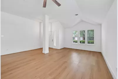 1834 Kessler Park Court, Houston, TX 77047 - Photo 7