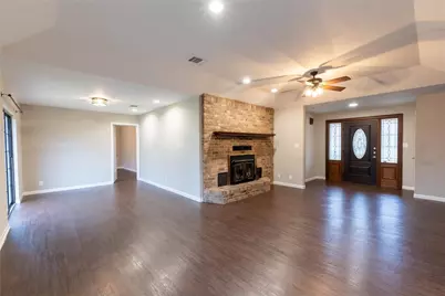 328 Lake View Drive, Montgomery, TX 77356 - Photo 5