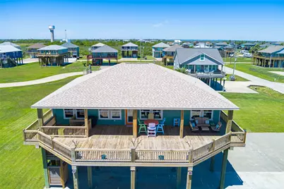 817 Boyt Road, Crystal Beach, TX 77650 - Photo 5