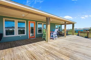 817 Boyt Rd, Crystal Beach, TX 77650 - Photo 15