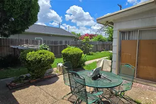 7210 Leader St, Houston, TX 77074 - Photo 23