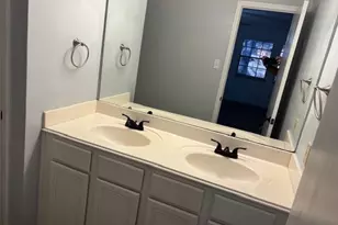 1323 Reddleshire Ln, Houston, TX 77043 - Photo 21