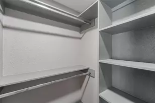 110 Robin St, Shepherd, TX 77371 - Photo 5