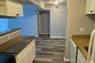 10603 S Wilcrest Dr, Houston, TX 77099 - Photo 11
