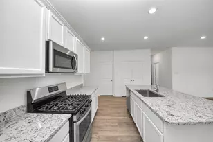 14235 Elrington Holw Trl, Rosharon, TX 77583 - Photo 9