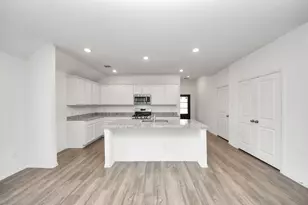 14235 Elrington Holw Trl, Rosharon, TX 77583 - Photo 5