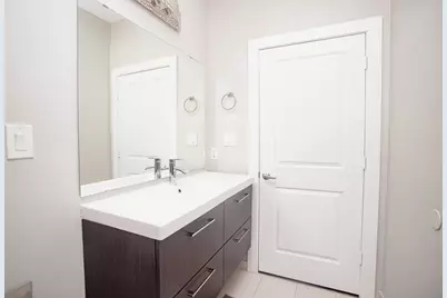 119 E 32nd Street #A, Houston, TX 77018 - Photo 5