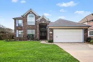 54 Parsley Ct, Lake Jackson, TX 77566 - Photo 1