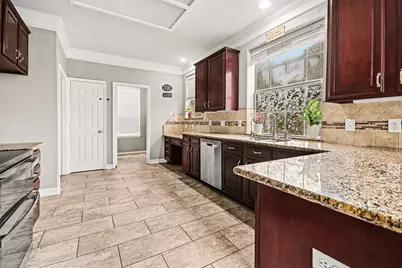 54 Parsley Court, Lake Jackson, TX 77566 - Photo 11