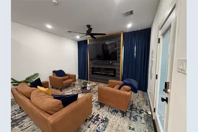 2417 Noble Street, Houston, TX 77026 - Photo 9