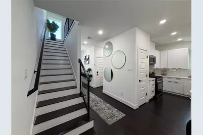 2417 Noble Street, Houston, TX 77026 - Photo 13