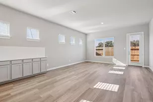 719 Topwater, Kemah, TX 77565 - Photo 3