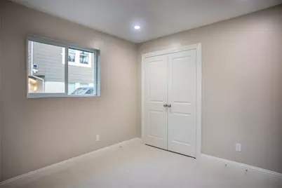 5119 Green Springs Drive, Houston, TX 77066 - Photo 27