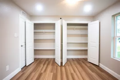 5119 Green Springs Drive, Houston, TX 77066 - Photo 25