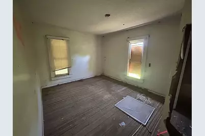 303 N 5th, Munday, TX 76371 - Photo 3