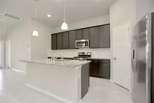 2123 Santa Ana Wy, Baytown, TX 77523 - Photo 3