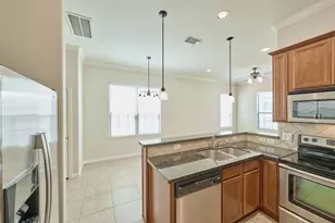 2726 Misty Heath Ln Ln, Houston, TX 77082 - Photo 9