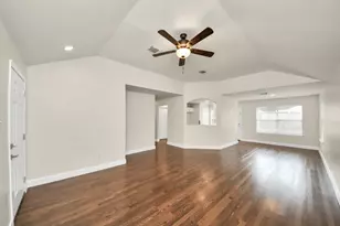 18910 Bonners Park Cir, Katy, TX 77449 - Photo 17