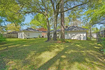 5923 Pinewood Springs Drive, Houston, TX 77066 - Photo 27