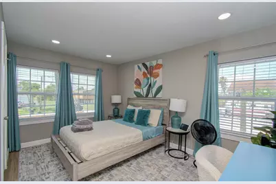 4802 Crane Street, Hitchcock, TX 77563 - Photo 13