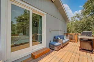 4802 Crane St, Hitchcock, TX 77563 - Photo 3