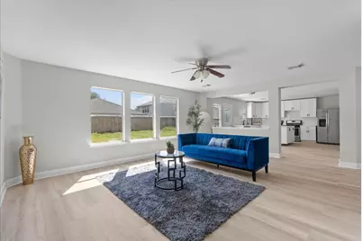 4722 Mill Creek Drive, Baytown, TX 77521 - Photo 11