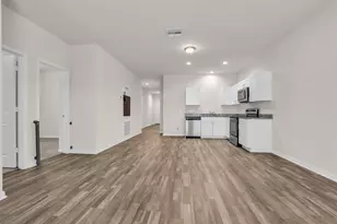 2511 17th St, Hempstead, TX 77445 - Photo 11