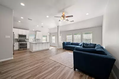 146 S Star Ridge Circle, The Woodlands, TX 77382 - Photo 15