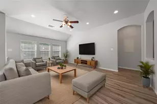 146 S Star Ridge Cir, The Woodlands, TX 77382 - Photo 3