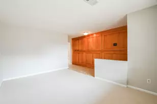 6303 Heatherbloom Dr, Houston, TX 77085 - Photo 5