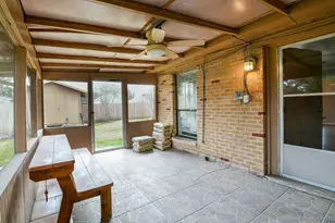 6303 Heatherbloom Dr, Houston, TX 77085 - Photo 23