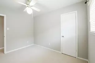 6303 Heatherbloom Dr, Houston, TX 77085 - Photo 19