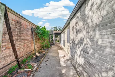 12371 Wellington Park Drive, Houston, TX 77072 - Photo 35