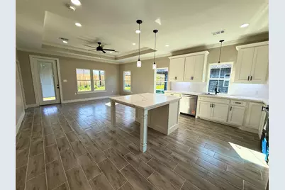 865 Dundee, Vidor, TX 77662 - Photo 3