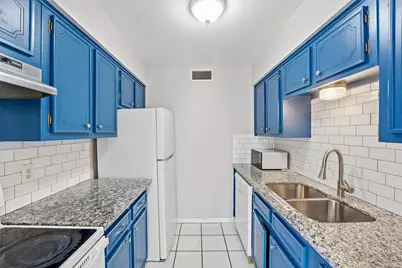 7900 Westheimer Road #145, Houston, TX 77063 - Photo 13